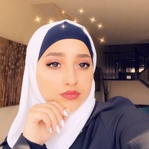 Meet your Posher, Noor